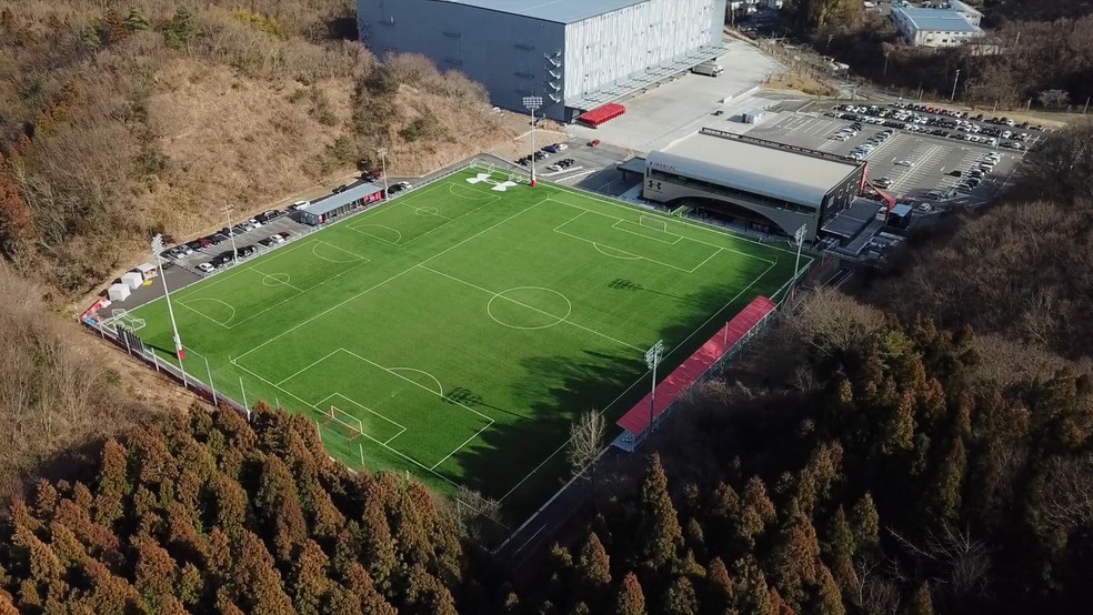 União de empresários locais deu estrutura de elite ao Iwaki FC, que ainda tenta disputar o equivalente à Série D do Japão — Foto: Reprodução