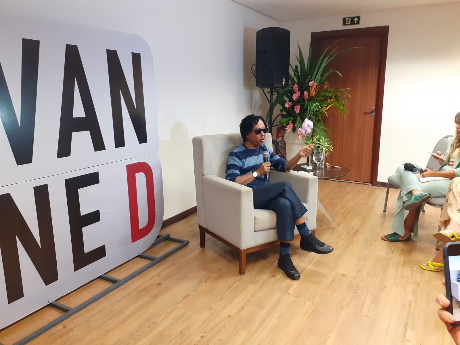 Djavan volta a Maceió para estreia de turnê mundial e diz que não vai parar: 'Não tenho a menor intenção de me despedir' 