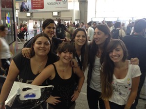 Amigas de Nadia também vieram ao Rio para passar férias (Foto: Renata Soares/G1)