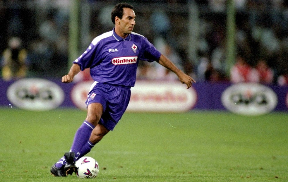 Edmundo pediu liberação da Fiorentina para curtir o carnaval — Foto: Getty Images