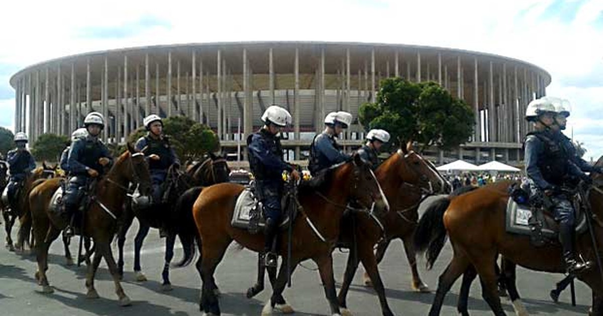 Cavalaria da PM inaugura pista Centauro de Maneabilidade a Cavalo - SSP