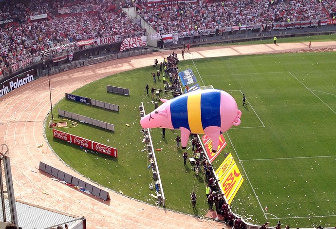 Porco torcida River Plate x Boca Junior  (Foto: Globoesporte.com)