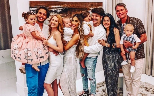 Familia Pôncio (Foto: Reprodução/Instagram)