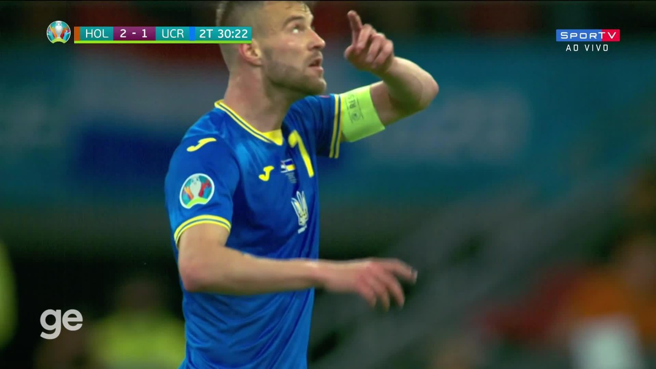 Yarmolenko, da Ucrânia, acertou um lindo chute de fora da área contra a Holanda