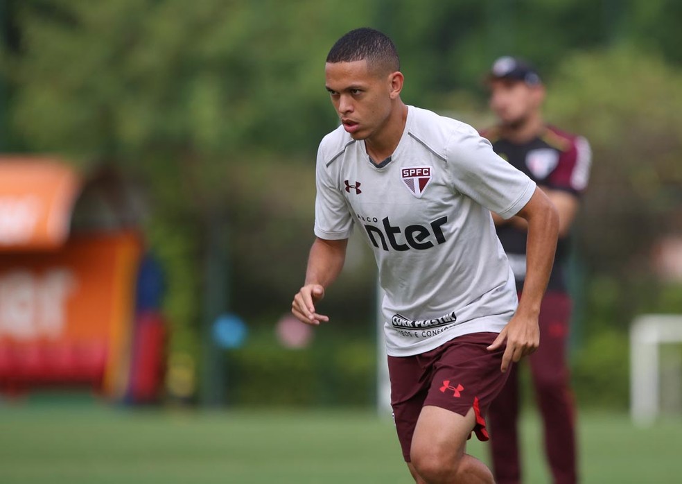 Marcos Guilherme é uma das armas do São Paulo (Foto: Rubens Chiri/saopaulofc.net)