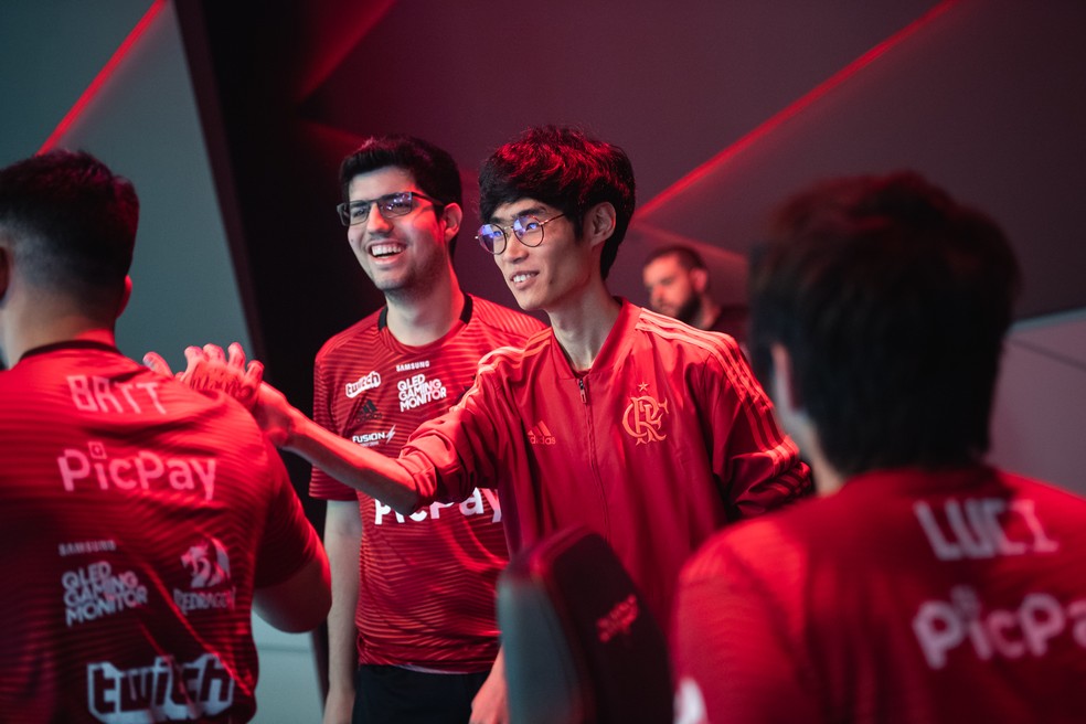 Cblol 2019 Flamengo E Kabum Seguem No Topo Da Tabela De