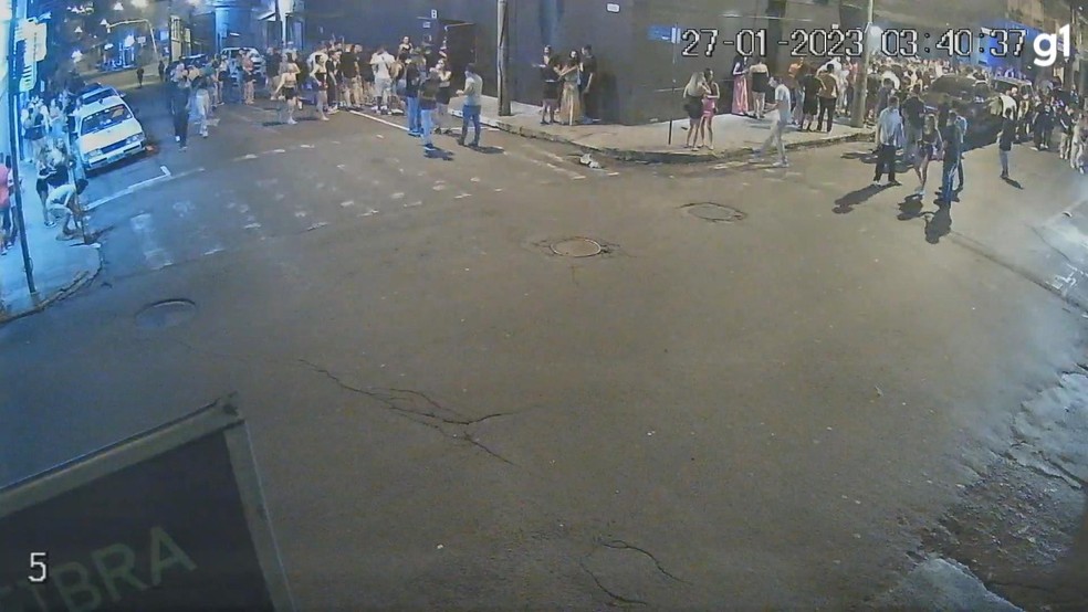 O tumulto aconteceu na madrugada desta sexta-feira (27) em boate de Santa Maria — Foto: Reprodução/CIOSP SM/Câmeras de monitoramento