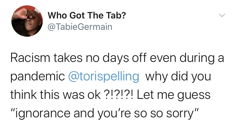 Seguidor critica Tori Spelling por post nas redes sociais  (Foto: Twitter)