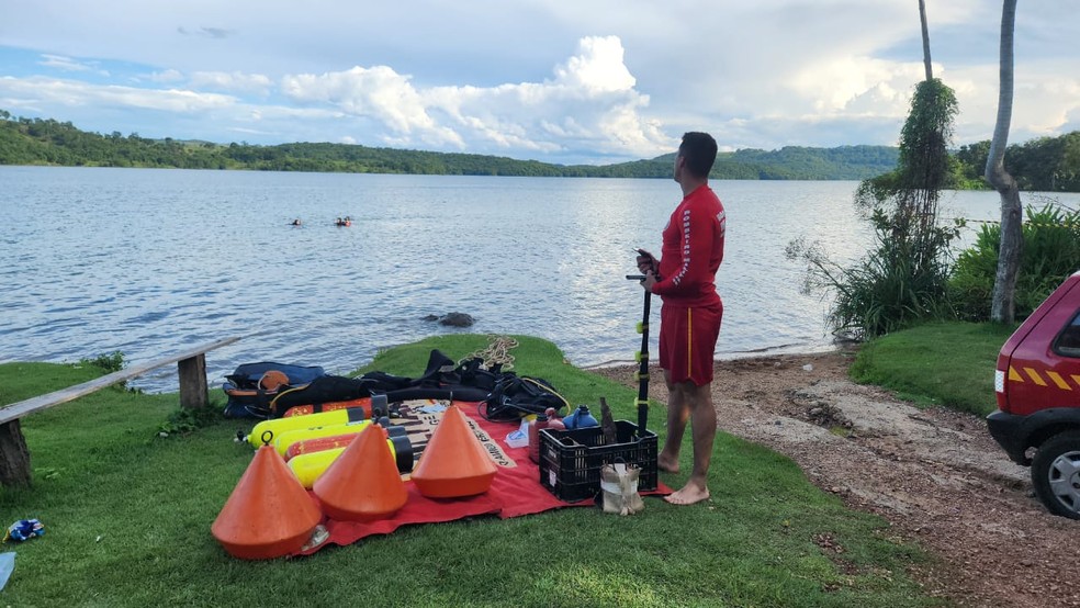 Bombeiros foram chamados para o resgate do jovem de 25 anos em Uberlândia — Foto: Divulgação/Corpo de Bombeiros