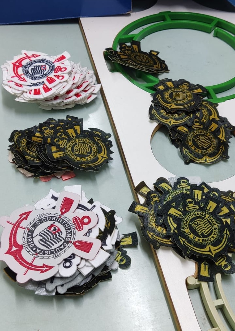 Operação da Polícia apreende 194 mil produtos piratas do Corinthians e mais clubes no interior de SP