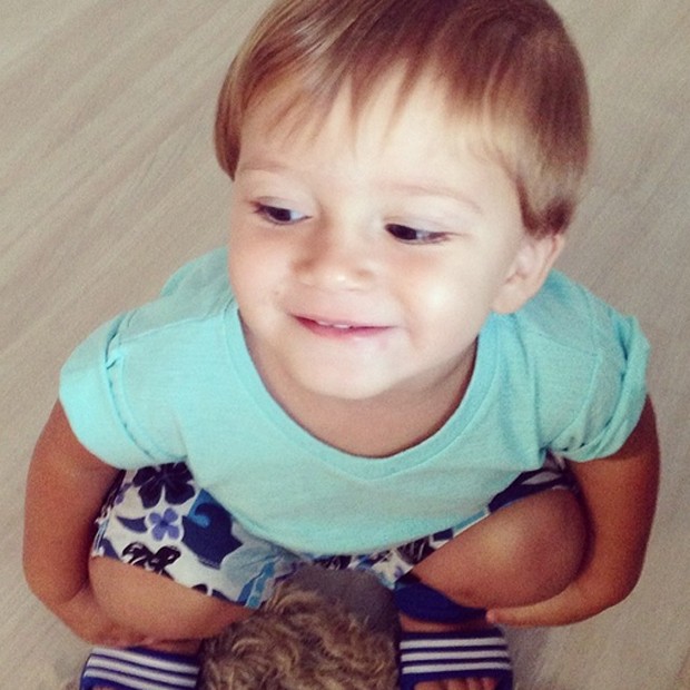 Ilna Leitte, mãe de Claudia Leitte, posta foto do neto caçula Rafael  (Foto: Reprodução / Instagram)