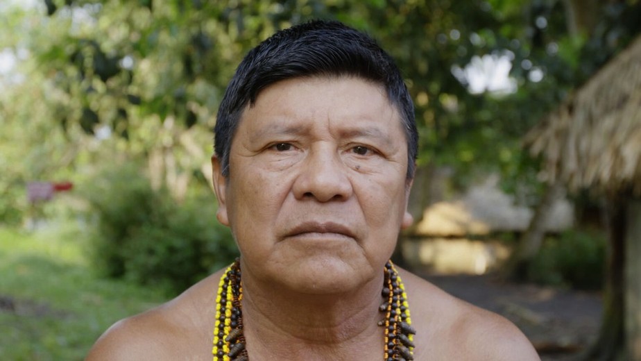 O cacique Jairo Saw, do povo Munduruku, em cena do documentário 'Amazônia, a nova Minamata?'