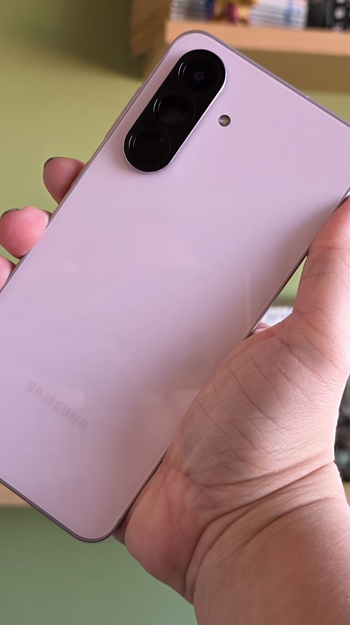 3 celulares estilosos que parecem caros (mas não são!)