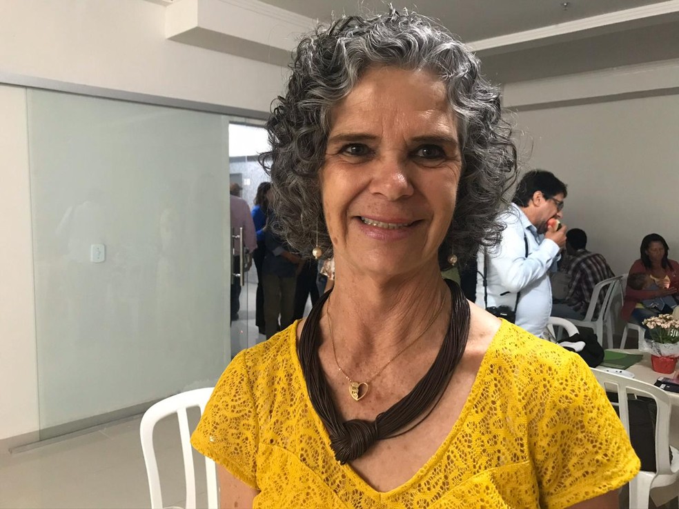 A produtora rural Sandra Gimenez, que também é diretora executiva da Associação de Produtores e Varejistas do Ceasa-DF — Foto: Luiza Garonce/G1