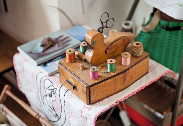 Caixa de costura em forma de pato (Foto: Lufe Gomes / Editora Globo)