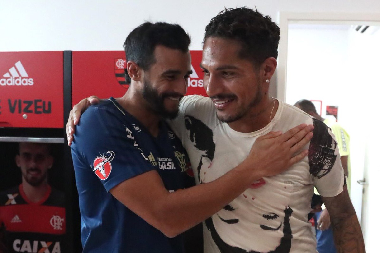 [Enquete] Sem Guerrero, quem deveria ser seu substituto no Mengão?