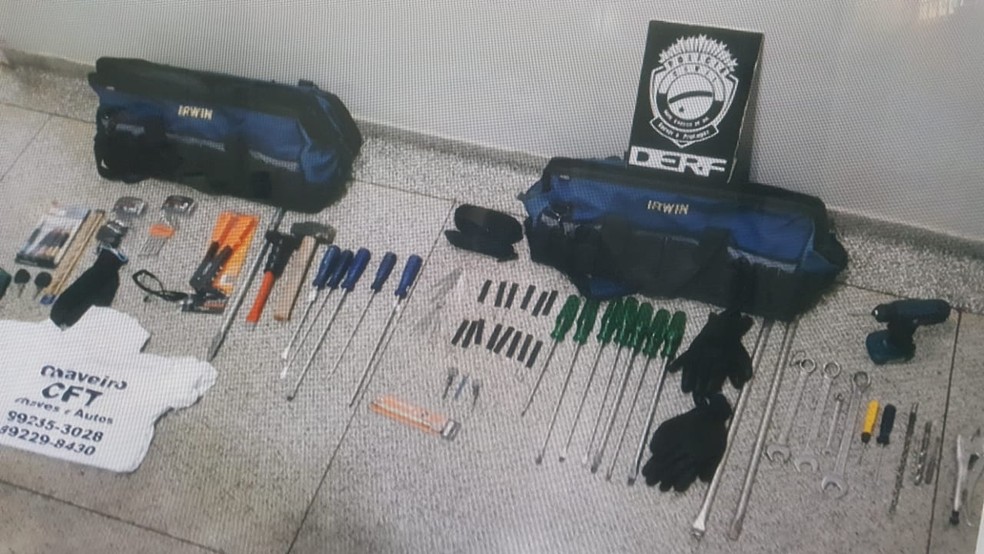 Investigação em MS apreendeu ferramentas apreendidas com bandidos — Foto: Polícia Civil/Divulgação