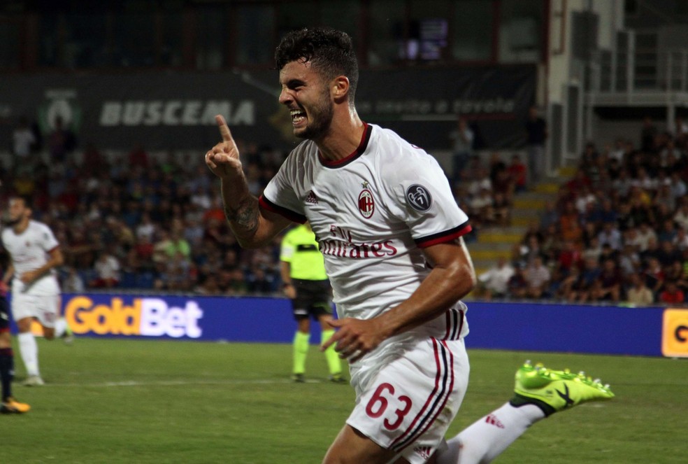 Cutrone comemora gol do Milan (Foto: EFE/EPA/ALBANO ANGILLETTA)