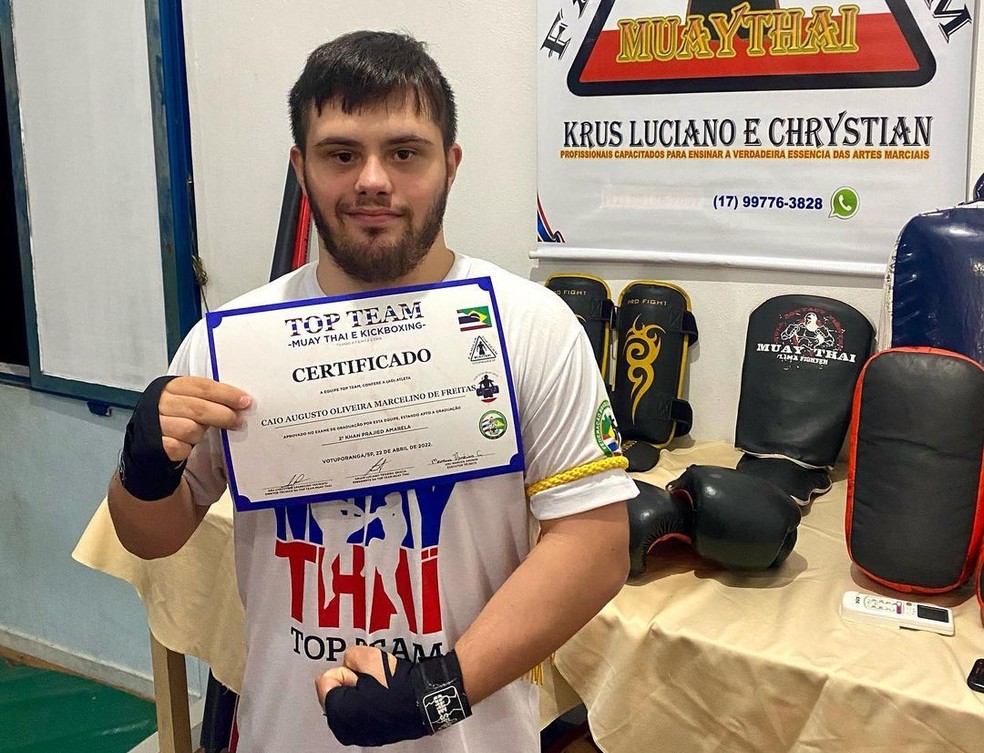 Caio é praticante de Muay Thai  — Foto: Reprodução/Instagram