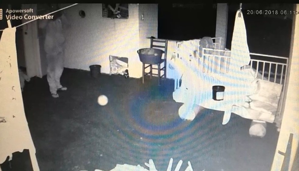 Homem Ã© suspeito de ter furtado ao menos 30 calcinhas de varanda em ConcÃ³rdia (Foto: ReproduÃ§Ã£o)