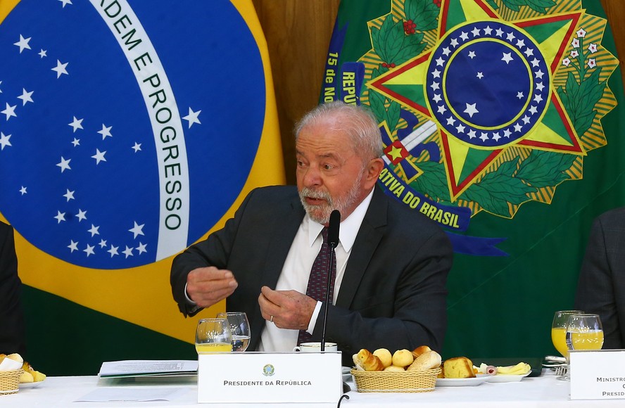Presidente da República, Luiz Inácio Lula da Silva, durante café da manhã de trabalho com o Conselho Político da Coalizão no Palácio do Planalto na quarta-feira