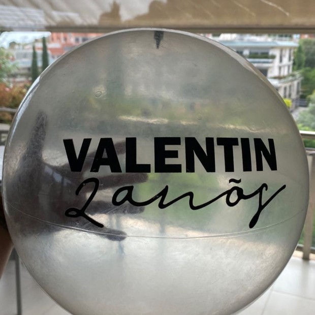 Carol Dantas e Vinicius Martinez comemoram aniversário de Valentin (Foto: Reprodução/Instagram)