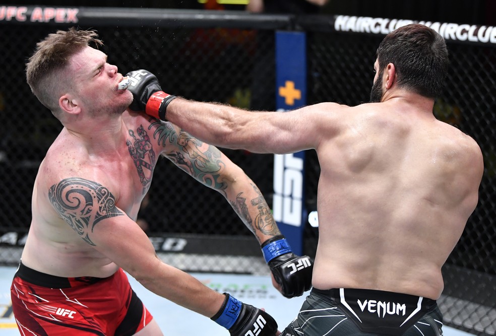 Andrei Arlovski venceu Chase Sherman no UFC Whittaker x Gastelum — Foto: Getty Images