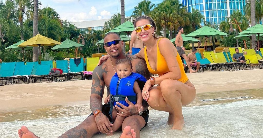 Lorena Improta abre álbum de viagem com Leo Santana e a filha por Orlando (Foto: Reprodução/ Instagram)