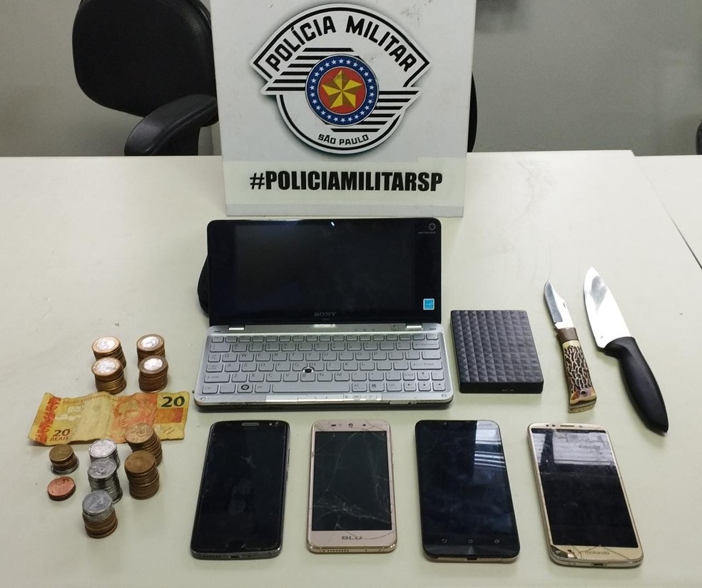 Suspeito foi preso em flagrante após amarrar e ameaçar vítima durante assalto em escritório, em Presidente Prudente (SP) — Foto: Polícia Militar