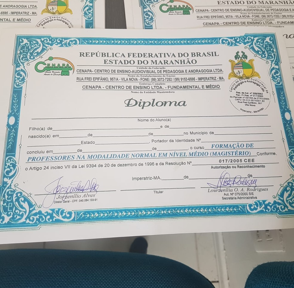 Diploma em branco, mas assinado, encontrado no IES/CEPAP — Foto: Divulgação/Polícia Civil