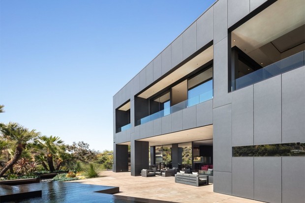 Gene Simmons volta para Beverly Hills dois meses após vender mansão (Foto: Divulgação)
