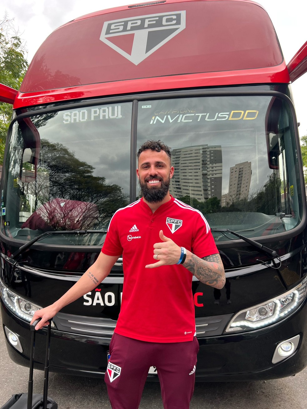 Goleiro Jandrei viaja com o São Paulo para Belo Horizonte — Foto: Divulgação