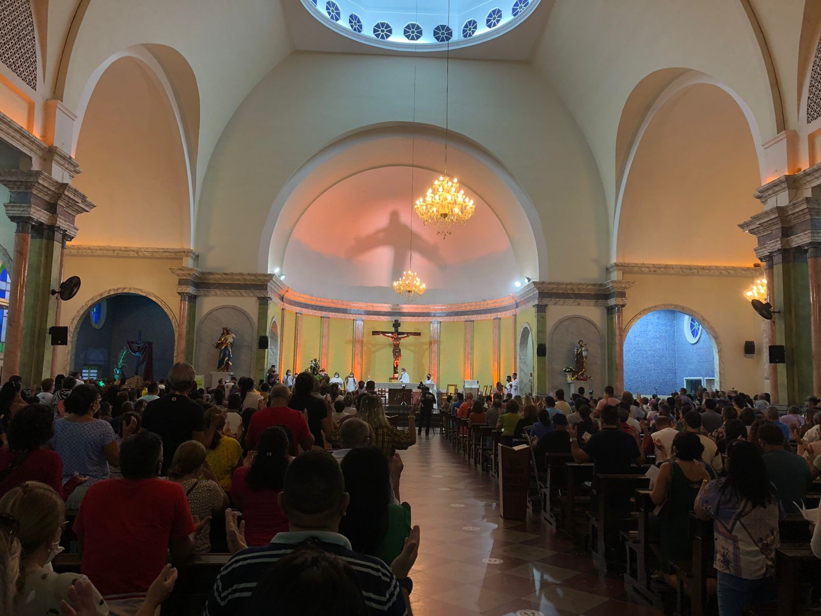 Fiéis celebram São José com novenas e missa solene em Manaus 