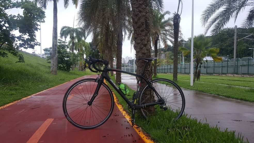Transporte alternativo é valorizado com ciclovias construídas em Salvador dentro do projeto do metrô  (Foto: Divulgação CCR Metrô Bahia)