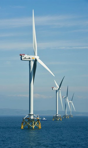 Turbinas instaladas nos oceanos e áreas marítimas podem otimizar ganho de energia eólica, dizem cientistas (Foto: Jan Oelker/Repower)