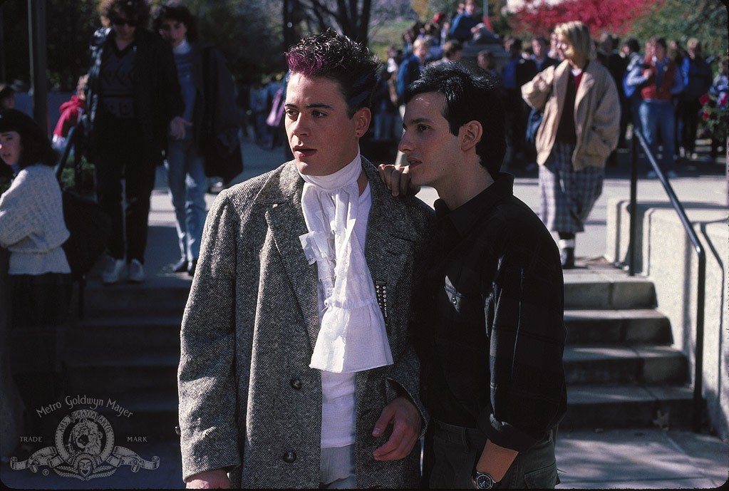  Robert Downey Jr. e Keith Gordon em De Volta às Aulas, de 1986 (Foto: Divulgação)