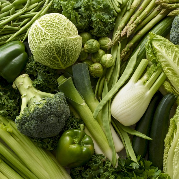 Variety of fresh green vegetables. (Foto: Getty Images/Science Photo Libra)