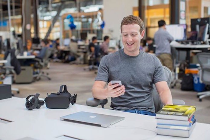 Mark Zuckerbeg responde quest?es pol?micas sobre nomes reais no Facebook (Foto: Divulga??o/Facebook)