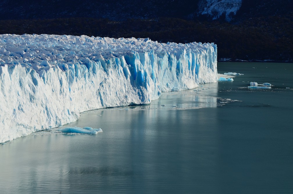 Aquecimento global pode estar contribuindo para a elevação do nível dos oceanos mais rápido do que se imaginava — Foto: Unsplash