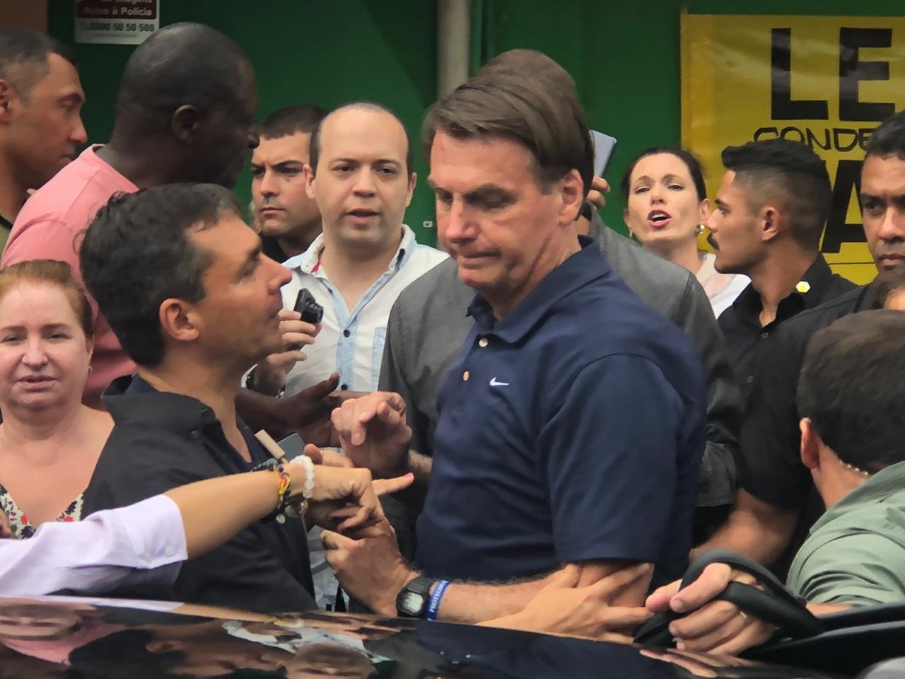 Bolsonaro decide 'implodir' o Inmetro e anuncia demissão de toda a diretoria do órgão thumbnail