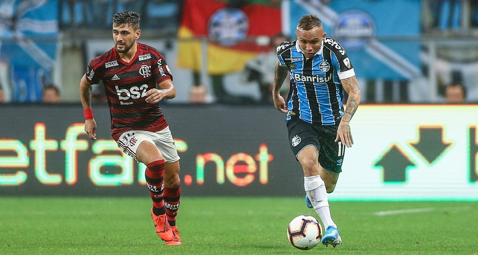 Arrascaeta durante Flamengo x Grêmio  — Foto: Lucas Uebel/Grêmio FBPA