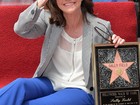 Sally Field ganha estrela na Calçada da Fama em Hollywood
