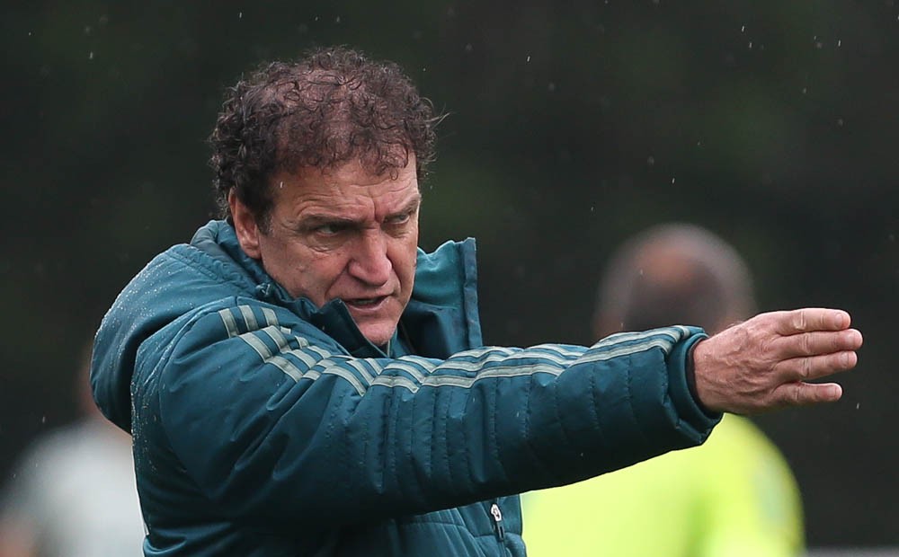  Sem Dudu e Jailson, Cuca faz treino tático na Academia do Palmeiras