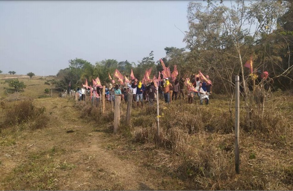 Integrantes da LCP ocuparam a área de reserva legal da Fazenda Nossa Senhora, que faz divisa com a área onde ocorreu o Massacre de Corumbiara — Foto: Reprodução