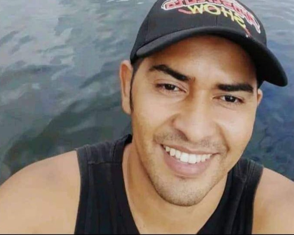  Ivan Willian morre afogado após salvar todos os passageiros de embarcação que sofreu acidente — Foto: Arquivo Pessoal/Reprodução