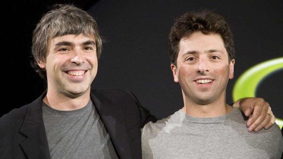 Larry Page e Sergey Brin, criadores do Google, perceberam que seus usuários deixavam rastros sobre seus interesses — Foto: GETTY IMAGES via BBC Brasil