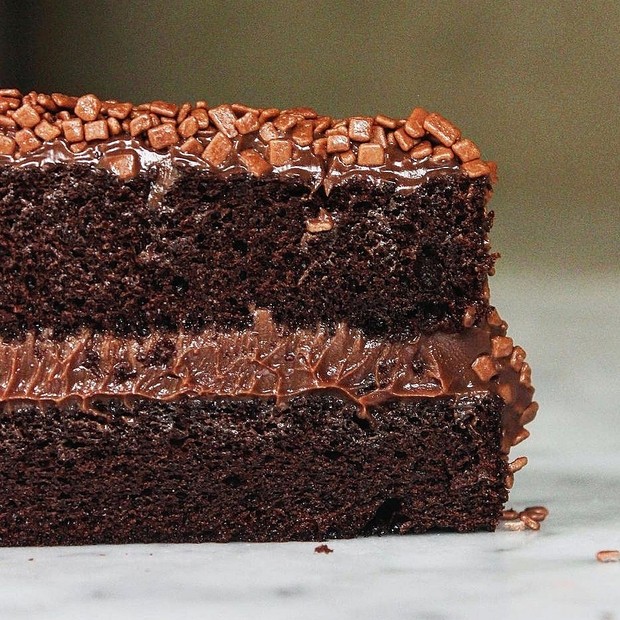 An easy and practical dessert: learn how to make a Brigadeiro cake (Photo: Disclosure)