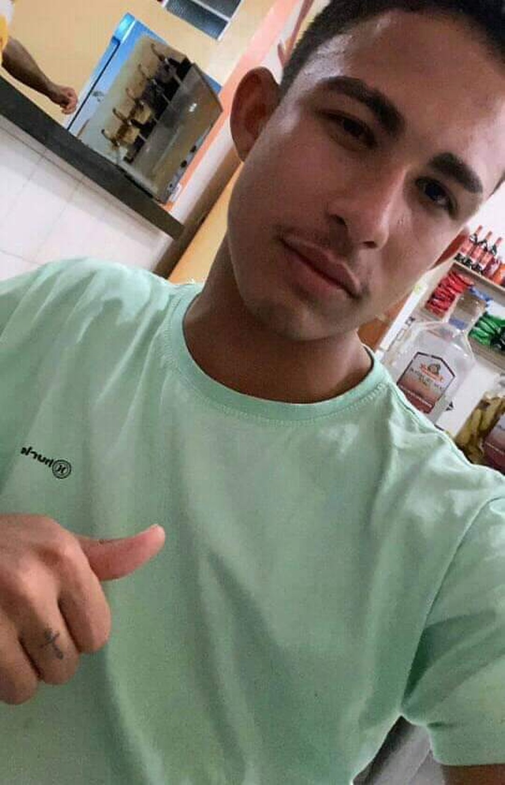 Família procura por jovem que desapareceu há quase duas semanas na Bahia — Foto: Arquivo Pessoal