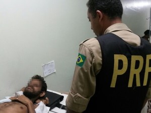Homem disse aos agentes da PRF que o pai dele era militar da aeronáutica  (Foto: Divulgação/PRF-TO)