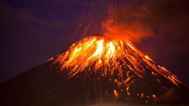 Erupção do Tungurahua no Equador em 2016 (Foto: Getty Images via BBC News)